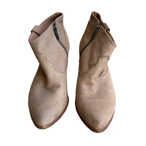 Frye Reina Western Ankle Bootie in Ash Suede Size 9.5M - Picture 3 of 10